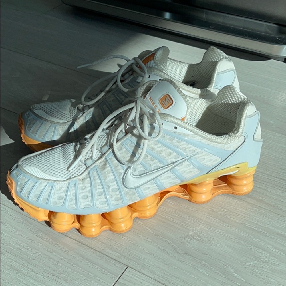 Nike Shox